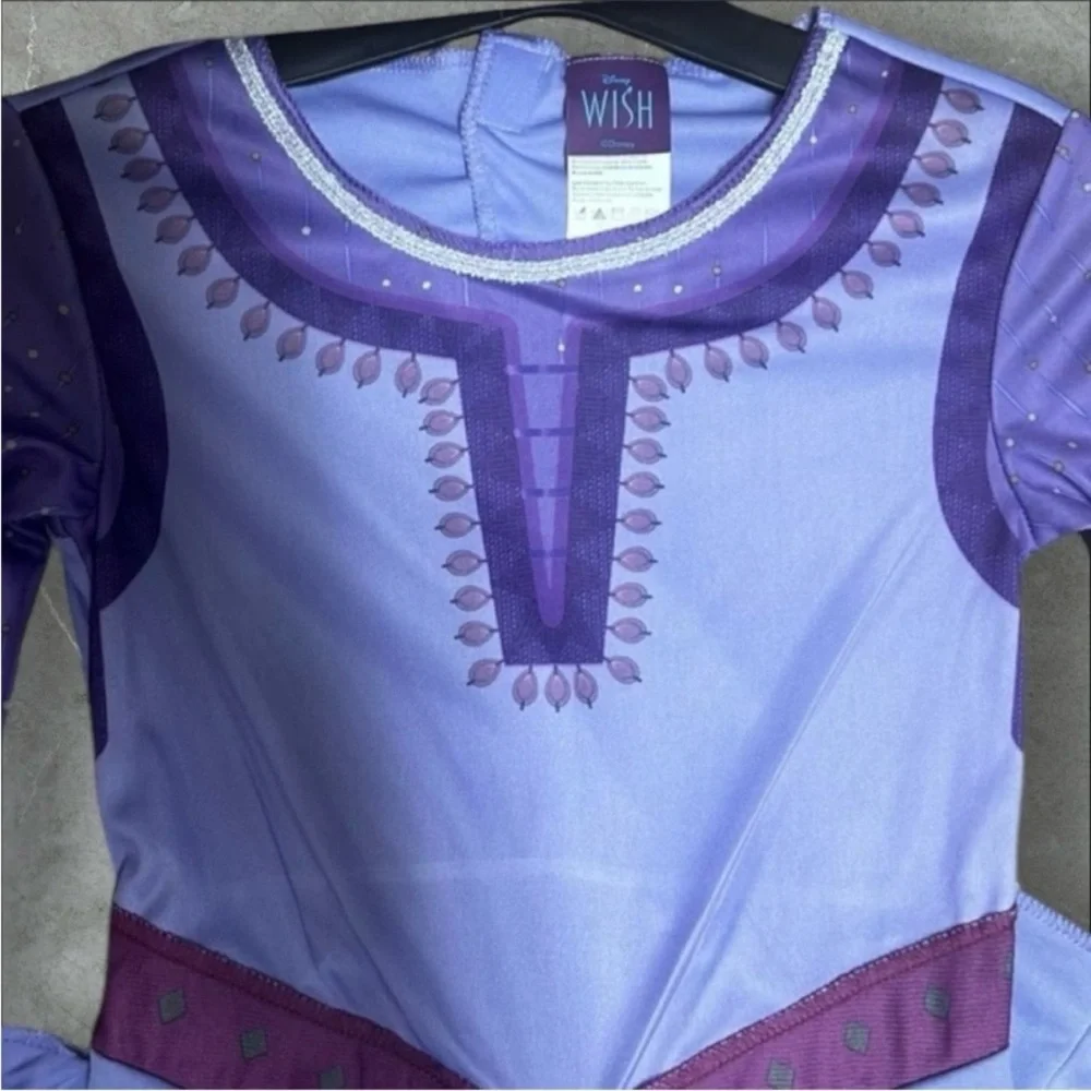 NWT Disney Wish Asha Halloween Costume Kids Size Small - Picture 8 of 9